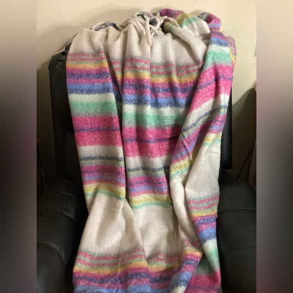 Free people blanket - Picture 2 of 8